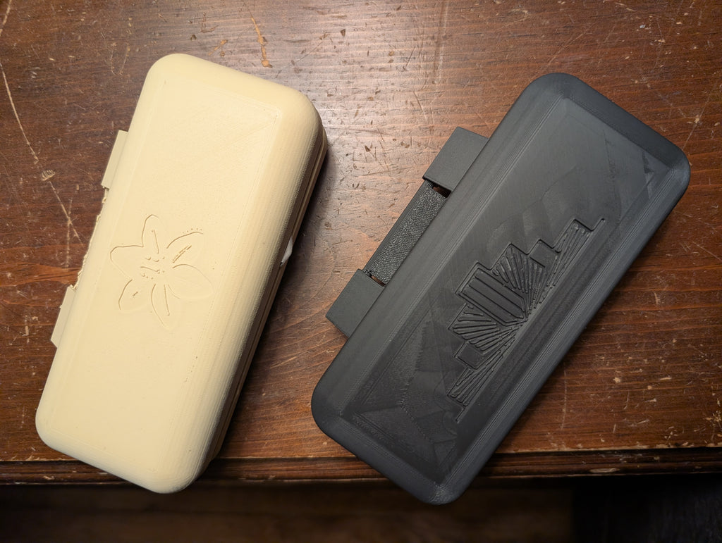 Delicate Lily Hard-Shell Glasses Case