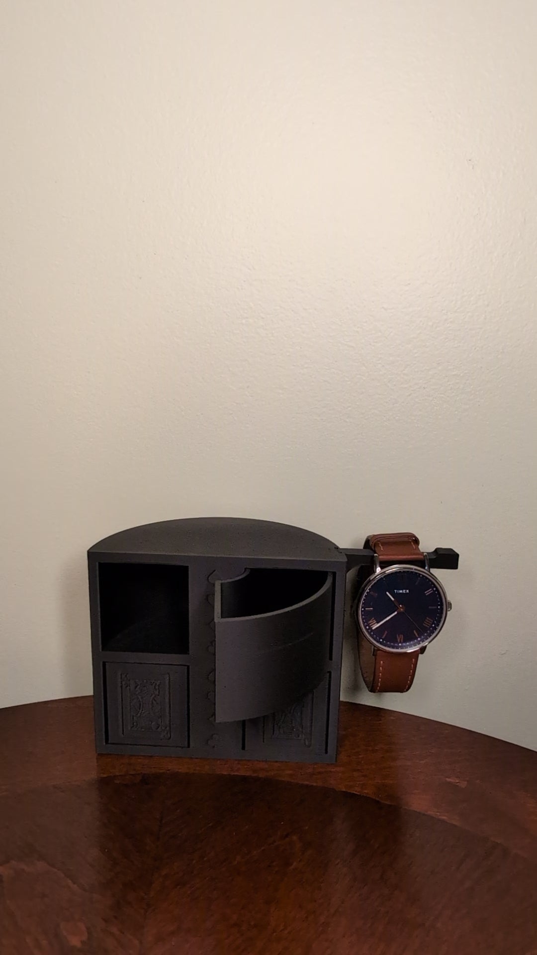 Kinetic Valet - Cards